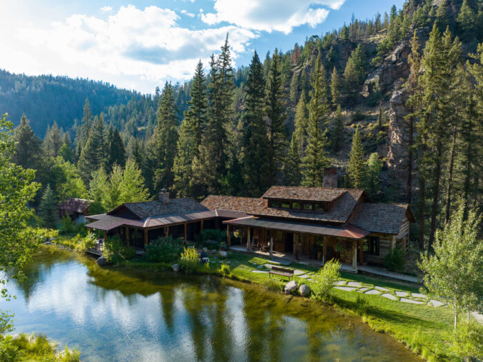 Taylor River Lodge